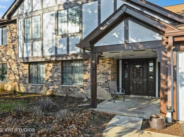 970 Yosemite Trl #C7, Roselle, IL 60172