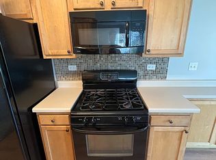 2854 Sorrel Row, Lake In The Hills, IL 60156