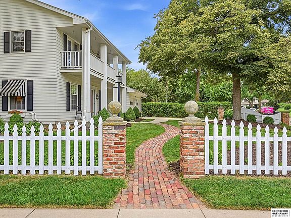 4th image of 13905 Poppleton Cir