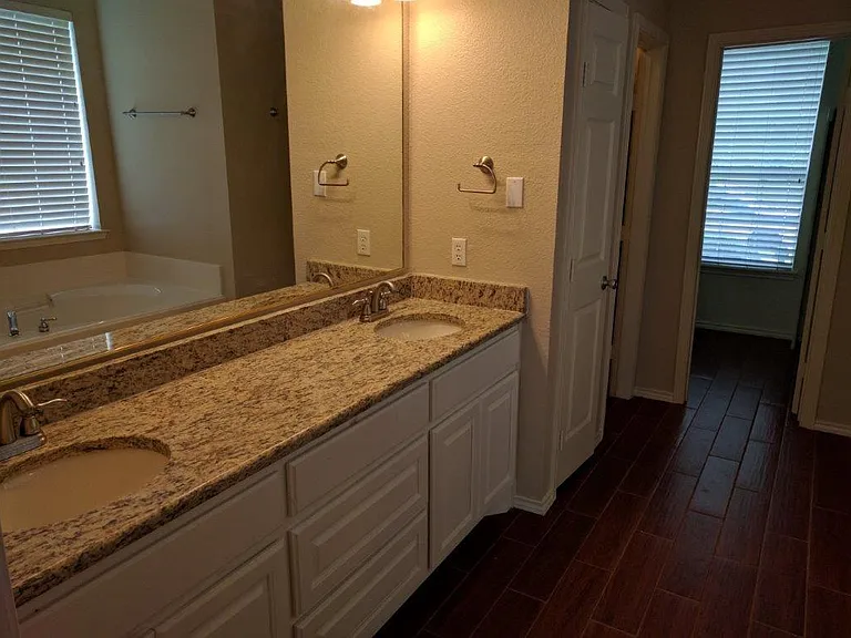 3544 Brewster Dr — Photo 11
