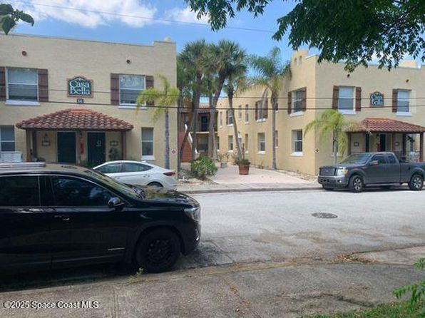 14 Carmalt St APT 103