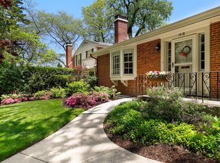 1418 10th St, Wilmette, IL
