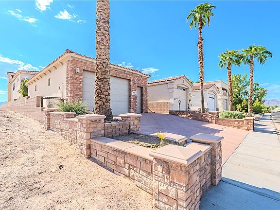 4th image of 2925 Camino Del Rio
