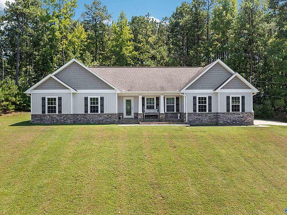 2nd image of 1689 Beech Hollow Ln