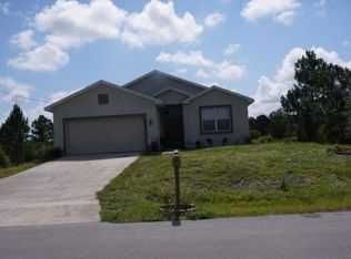 905 Portland Ave S, Lehigh Acres, FL 33974