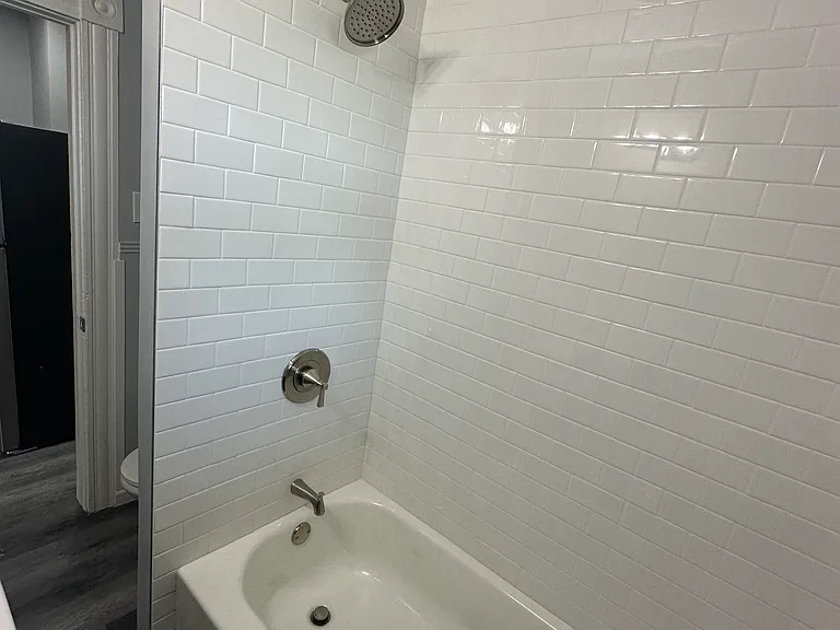 605 E Main St #3W — Photo 14