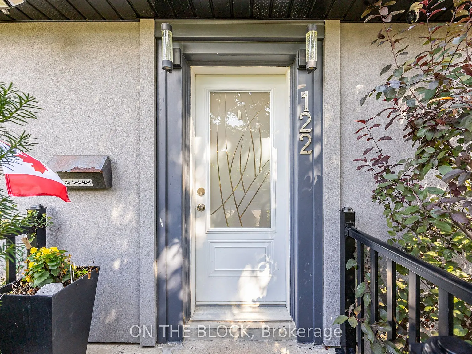 2 bed, $3,200 — Photo 3