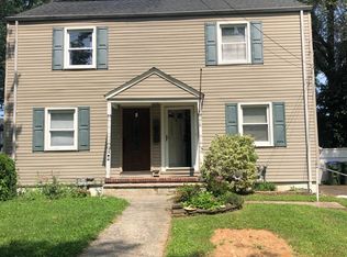 16 Mac Arthur Dr, Edison, NJ 08837