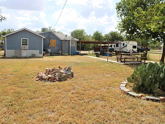 4th image of 1102 N 12th St