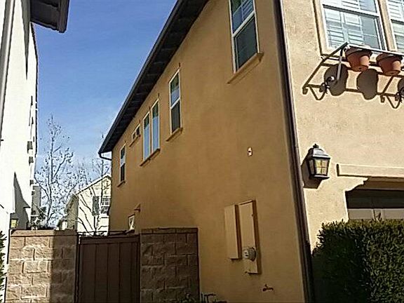 2nd image of 4057 E Hamilton Paseo