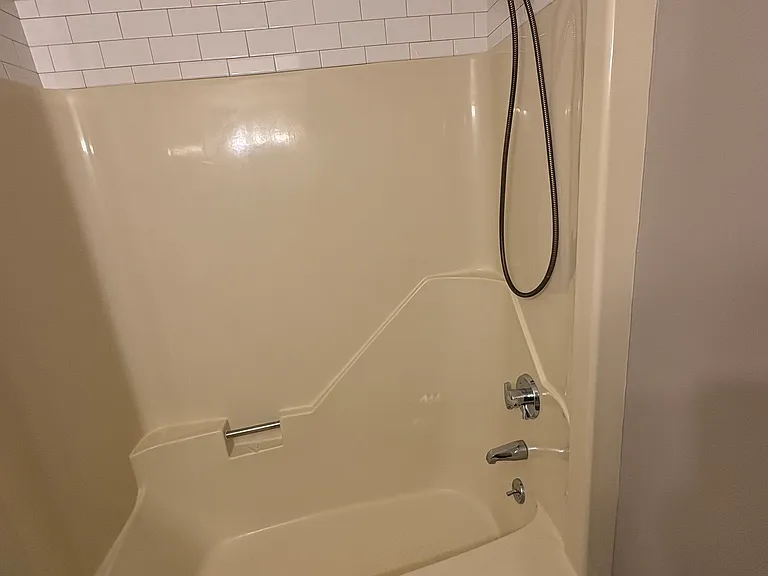 7 Grove St #2 — Photo 4