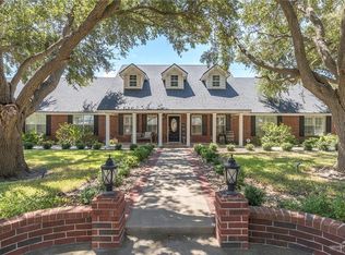 1902 Sundance St, Palmhurst, TX 78573