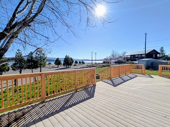 2nd image of 687-905 Cedar Way