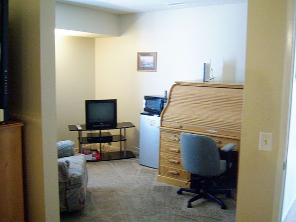 4th image of 12395 Stillwater Dr