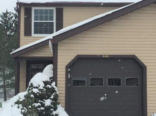 646 Topaz Ln, Brunswick, OH 44212