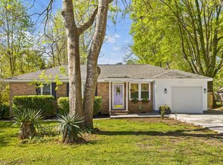 106 Pine Ln, Summerville, SC 29485