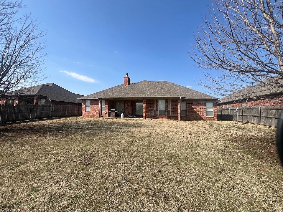 2nd image of 10808 S Miller Ave