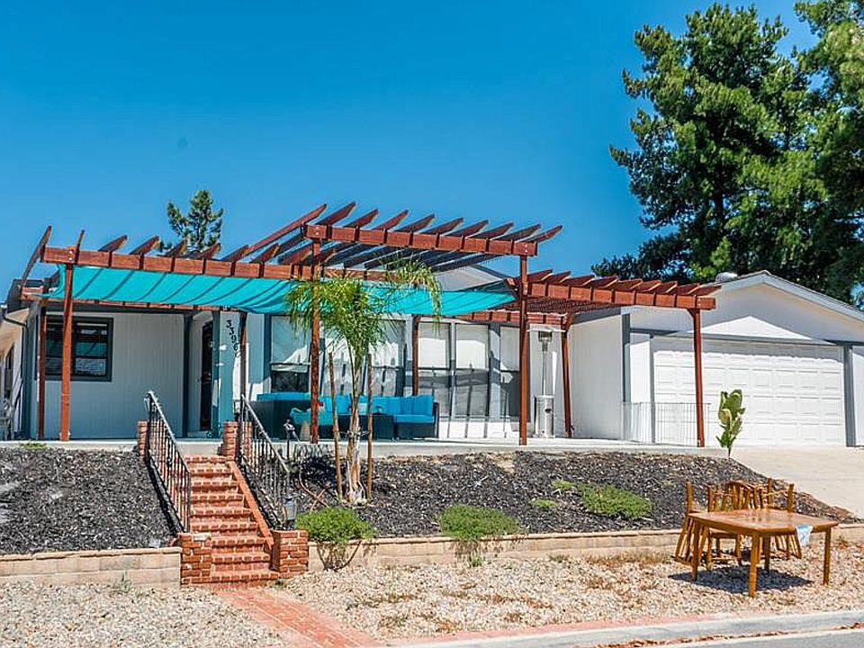 Front Home With Covered Patio & Patio Cover