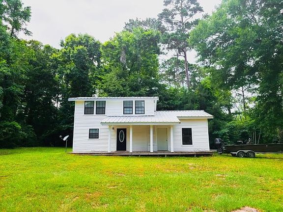 3rd image of 1605 Cypress Poin