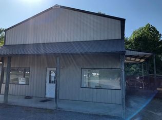 471 N Brooks St, Manning, SC 29102