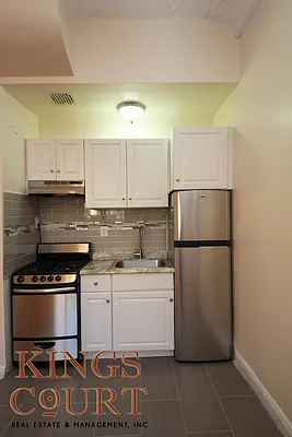 Rented by Kings Court Real Estate | media 17