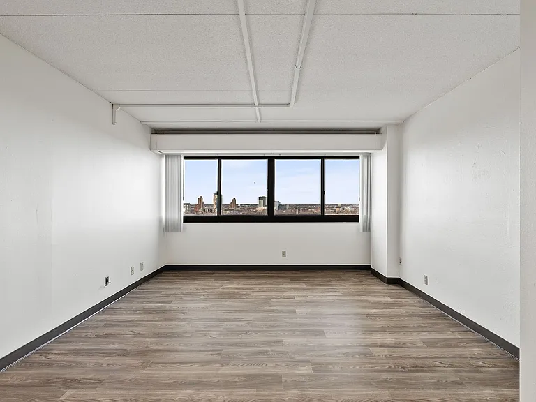 Chateau Student Housing Cooperative — Photo 35