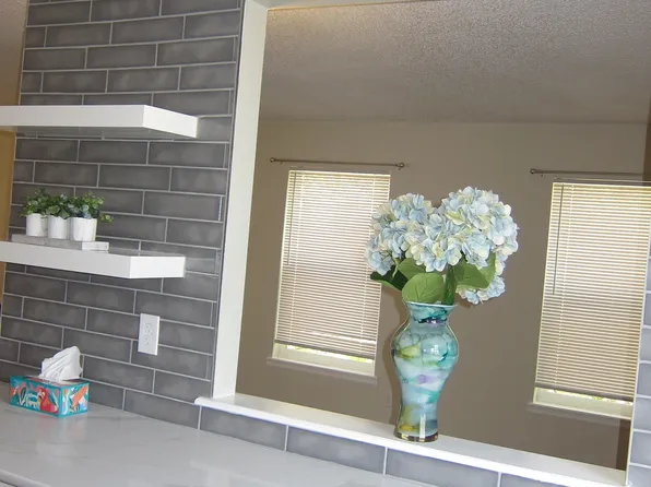 4236 S Halifax Ct, Aurora, CO 80013