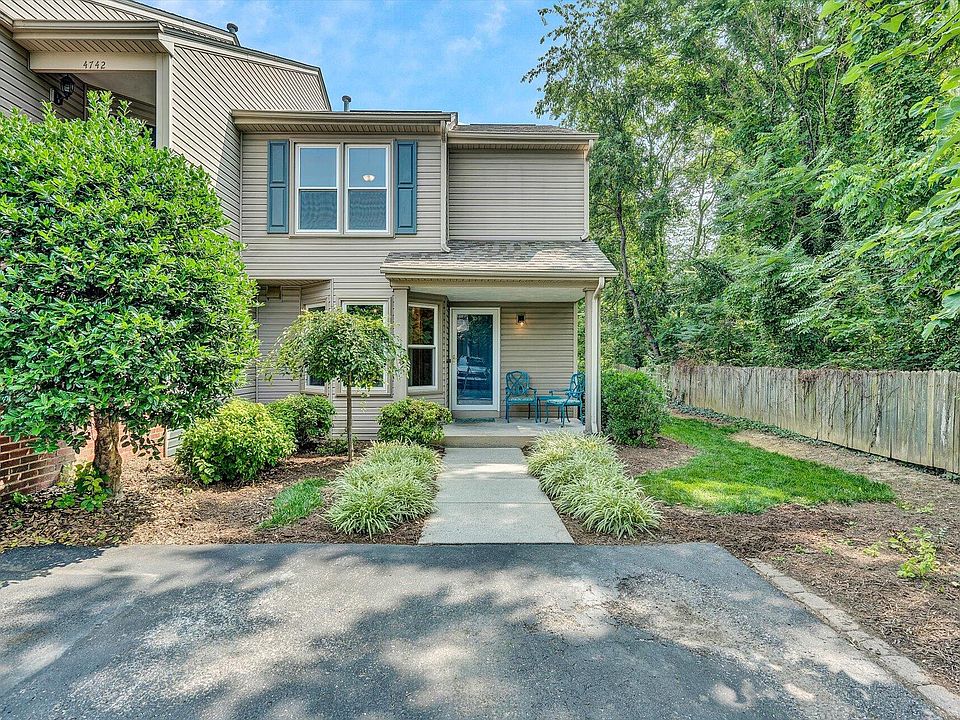 1st image of 4744 Oakcliff Dr