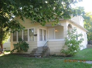 2800 Gabriel Ave, Zion, IL 60099