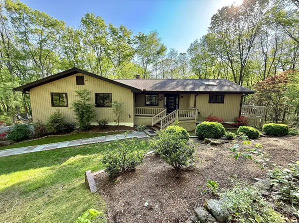 360 Morehouse Road, Easton, CT 06612