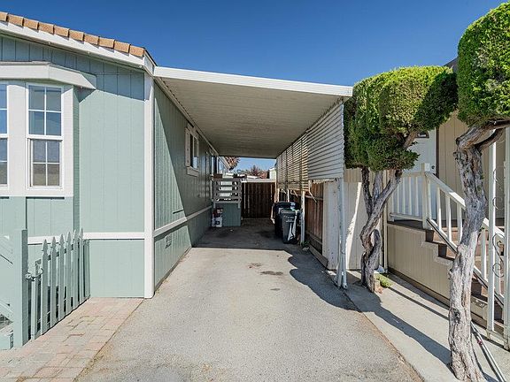 2nd image of 49 Blanca Ln Space 51