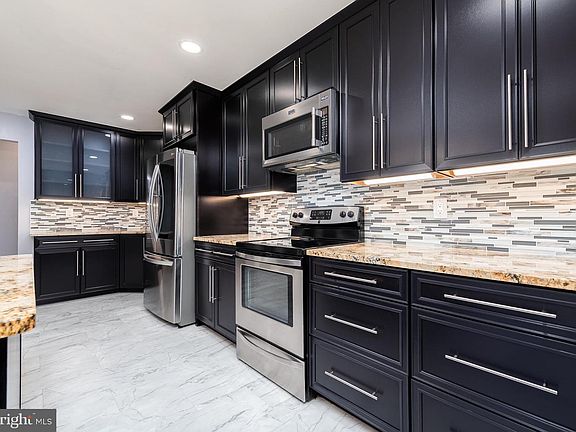 4th image of 316 Delight Meadows Rd