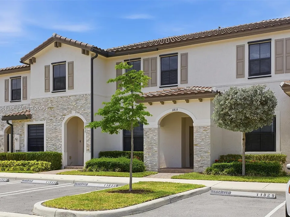 11833 SW 245th Ter
