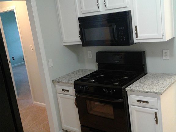 2nd image of 1842 Cooper Lake Dr SE