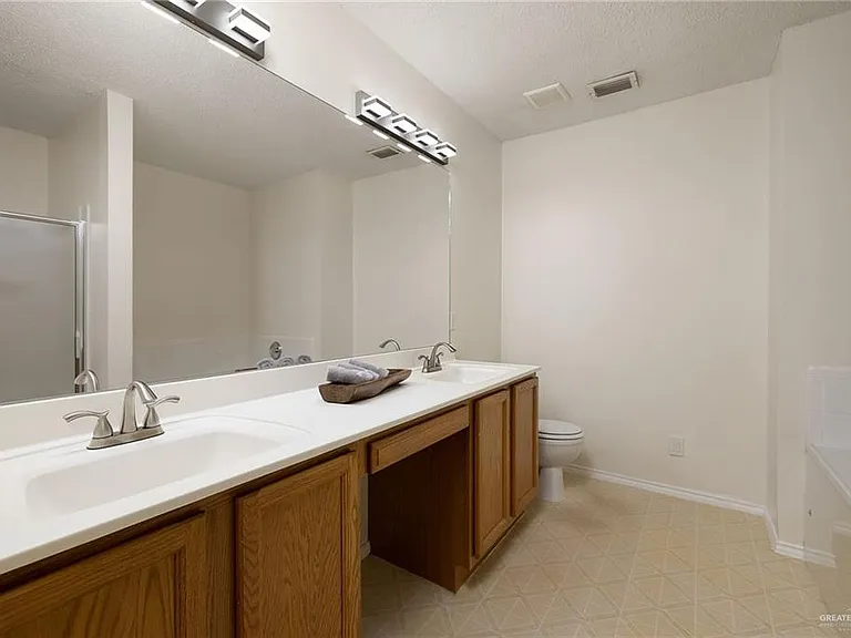 4203 San Esteban St — Photo 8