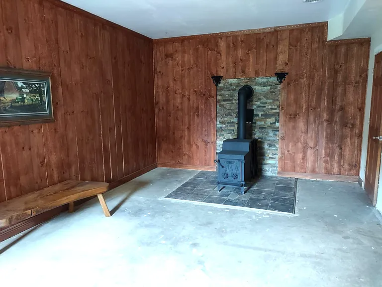 3922 Emrick Ln — Photo 36