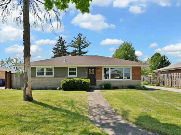 414 Marion St, Bensenville, IL 60106