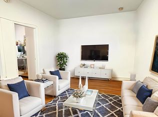 24-35 38th St #3F, Astoria, NY 11103