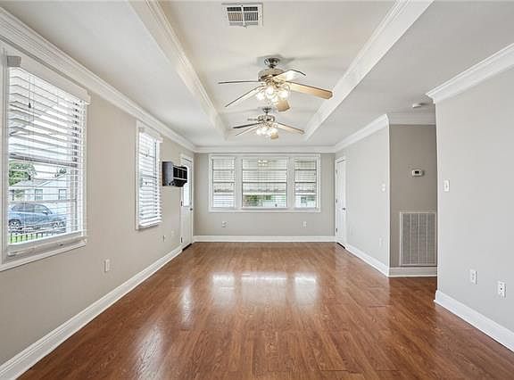 3rd image of 2909 Ivy Pl