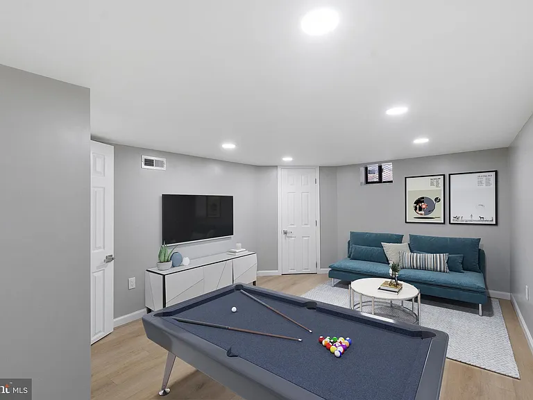 1203 Moore St — Photo 21