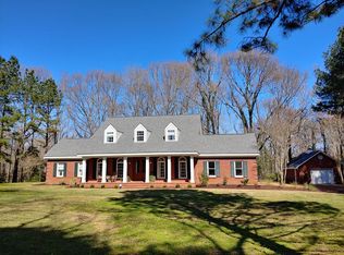 23 Manor Hill Rd, Natchez, MS 39120