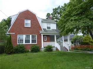 15 Coolidge Ave, White Plains, NY 10606