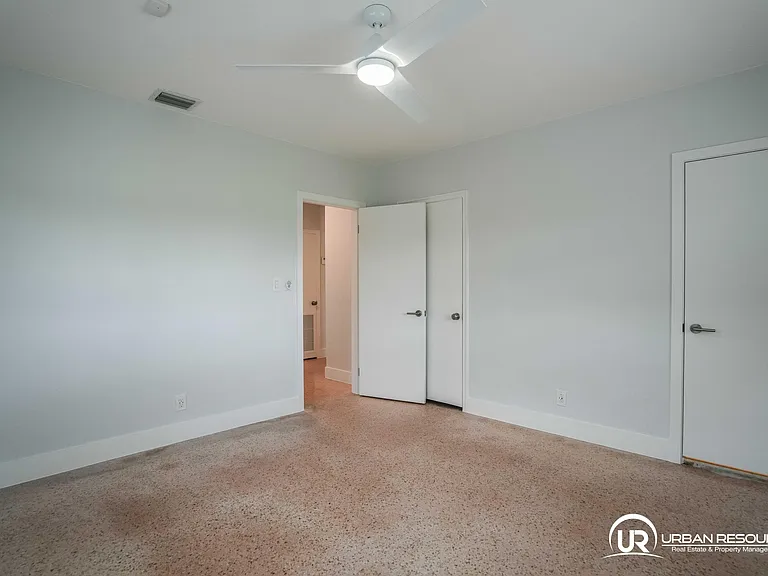 475 S Shore Dr — Photo 27
