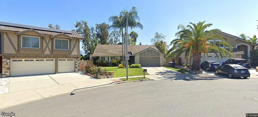 3 bed, 1945 sqft, $6,750 — Photo 1