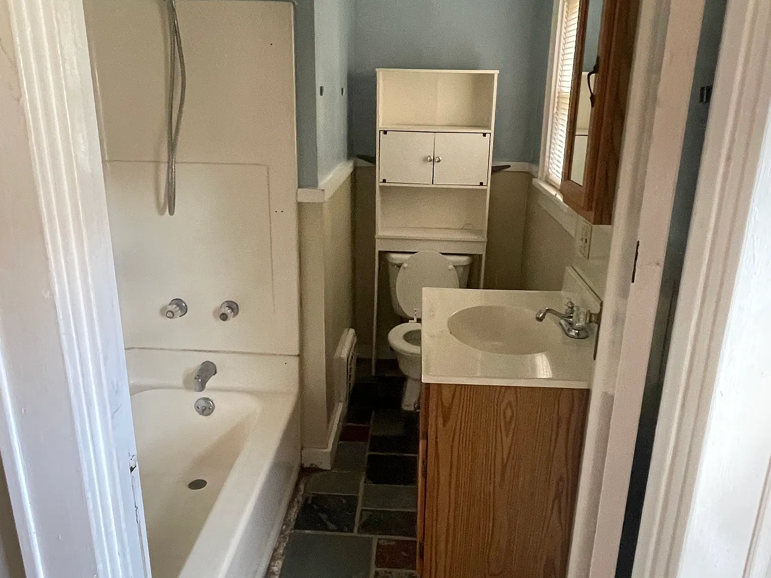 110th St, Troy — Photo 4