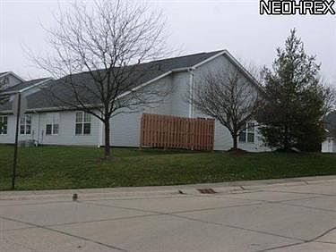 2nd image of 30811 Jasmine Ct #72B