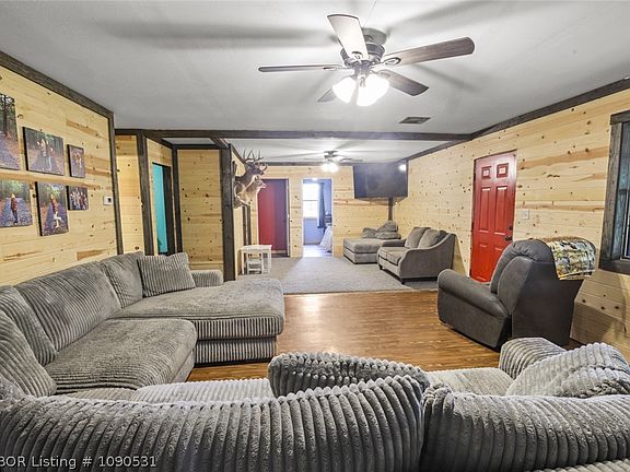 2nd image of 43795 Lockhart Ln