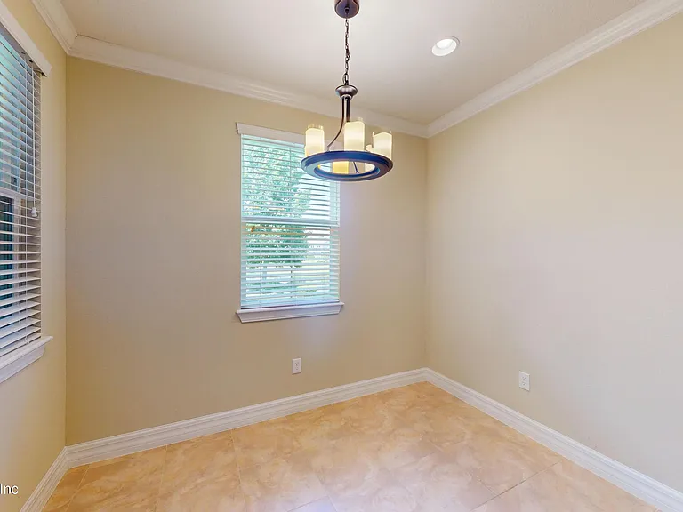 29 Lakefront Ln — Photo 11