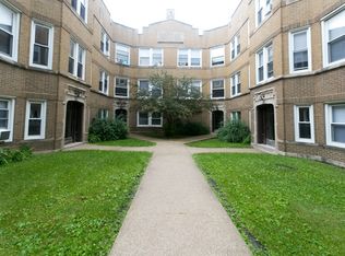 4828 W Addison St #6H, Chicago, IL 60641