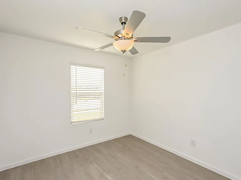 2740 River Knoll Ln — Photo 15
